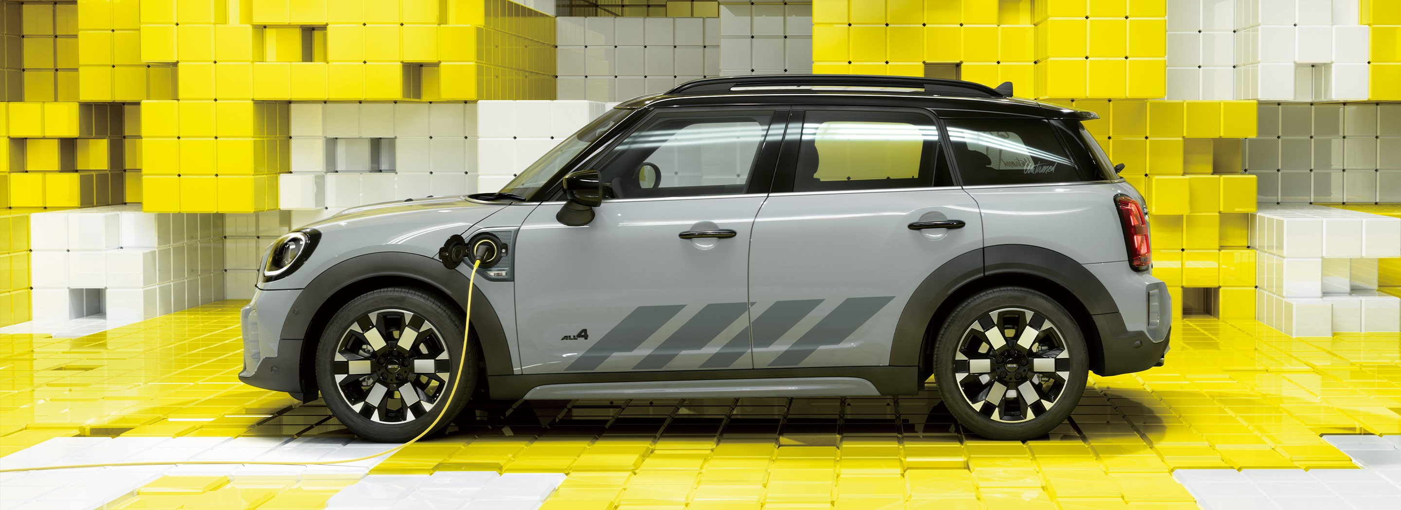 MINI CROSSOVER UNTAMED EDITION PHEV. MINI CROSSOVER UNTAMED EDITION PHEV.